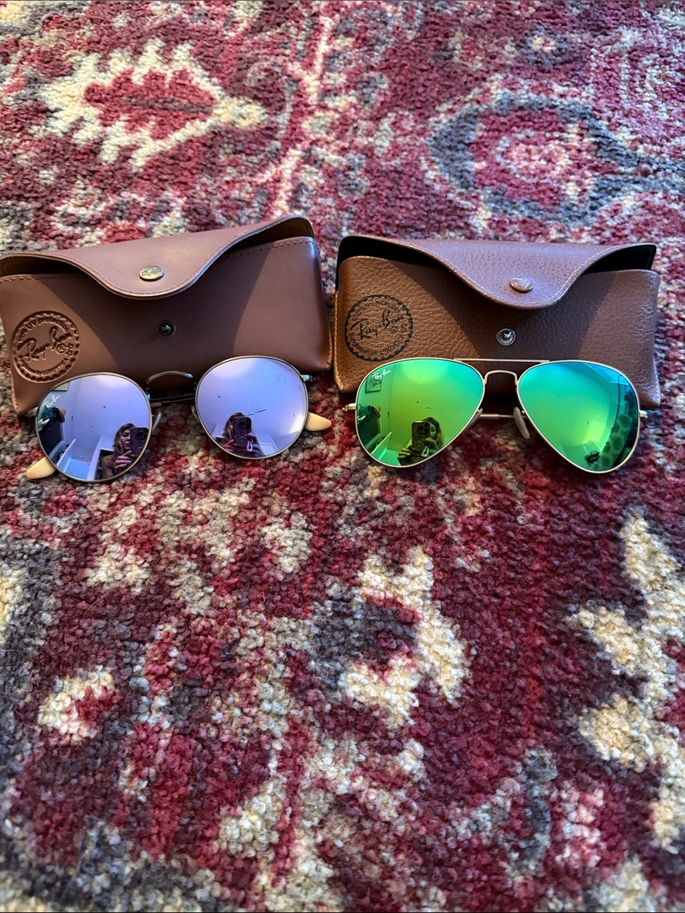 Ray-Ban Men’s Aviator Sunglasses with Green and Purple Mirrored Lenses